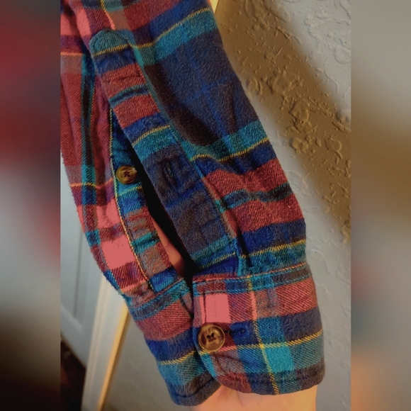 🍁Hollister long sleeve flannel button up/down shirt. Women's size Medium. Plaid - Picture 6 of 8